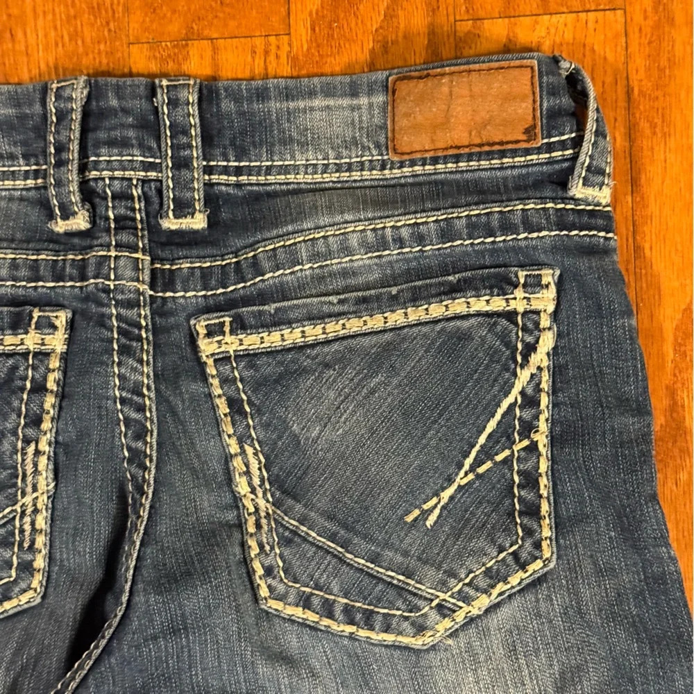 BKE Blue Boot Cut Jeans Womens Size 29L - Picture 5 of 6